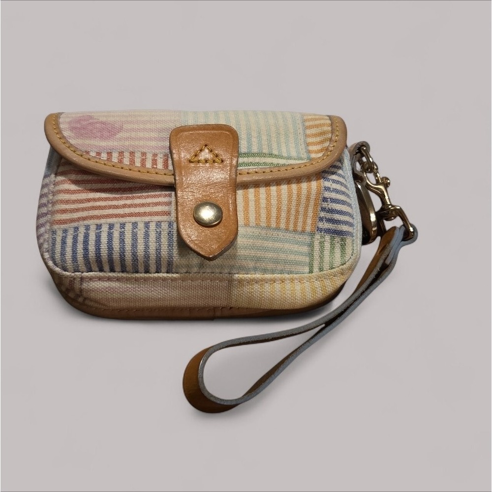 Dooney & Bourke Plaid Coated Canvas Leather Snap Blue‎ Duck Seersucker Wristlet